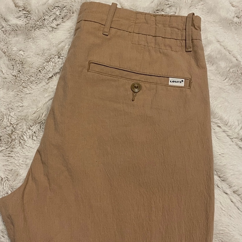 Men’s Levi Pants